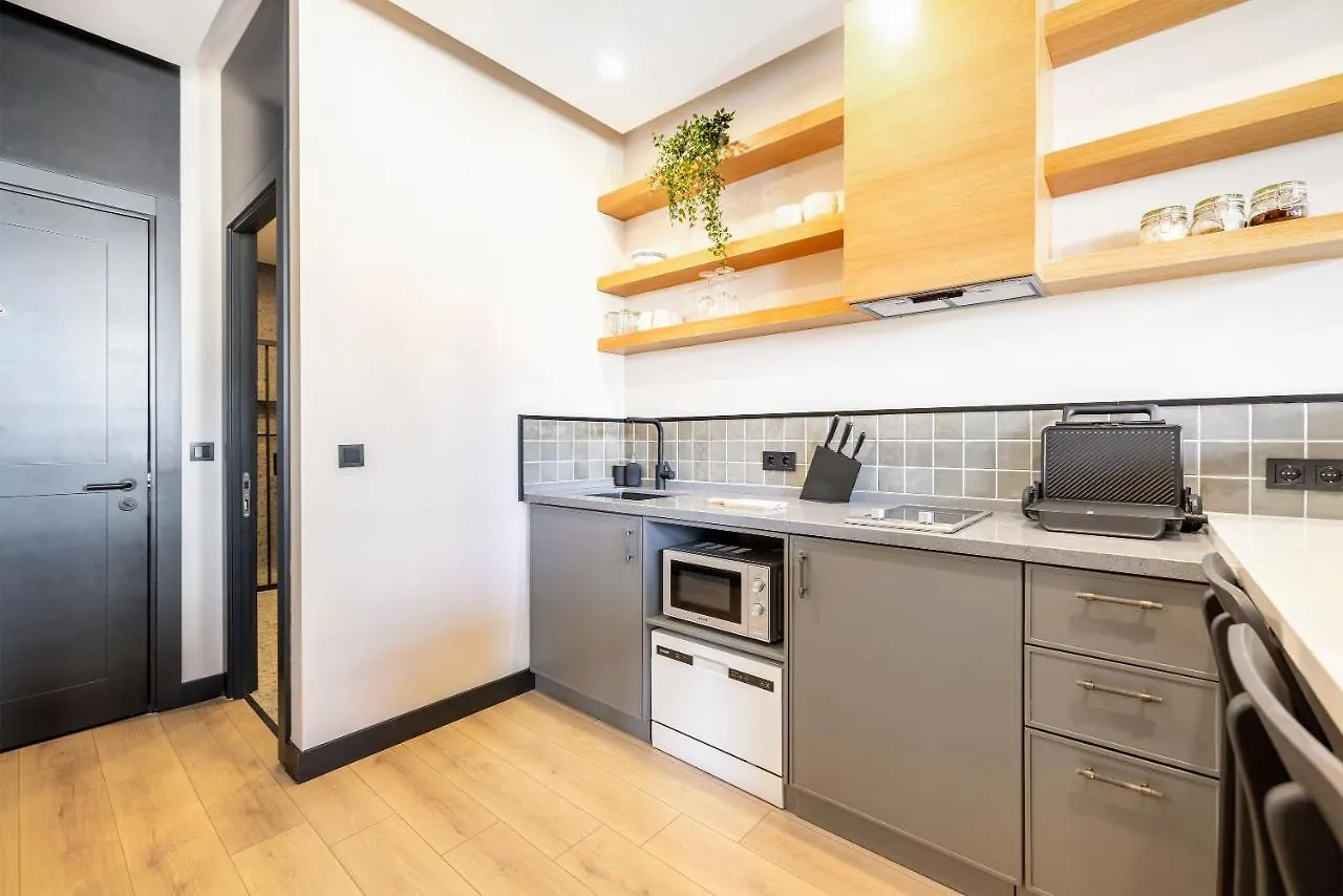 Upside Apartments Стамбул 5*,